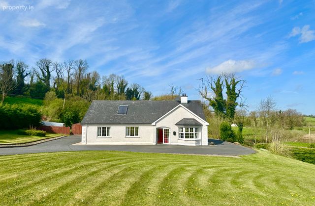 Tiernahinch Near, Clones, Co. Monaghan - Click to view photos
