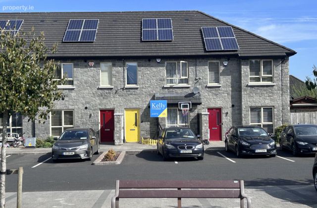 32 Market Square, Newcastle, Newcastle, Co. Dublin - Click to view photos