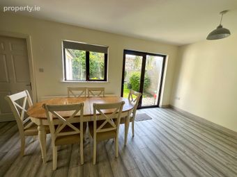 54 The Green, College Road, Galway City Centre, Galway, Bohermore, Co. Galway - Image 4