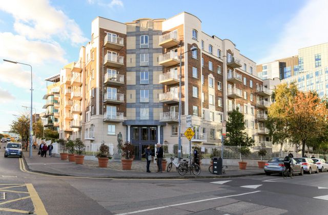 10 The Lansdowne Block, Pembroke Square, Dublin 4, Dublin 4 - Click to view photos