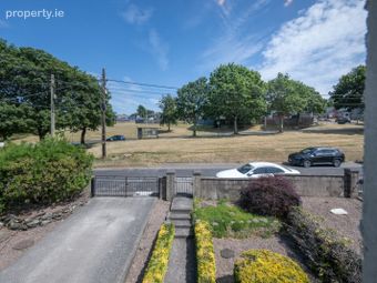 70 Mount Farran, Assumption Road, Blackpool, Co. Cork - Image 4