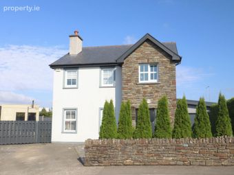 31 Gortnaclohy Heights, Skibbereen, Co. Cork - Image 2