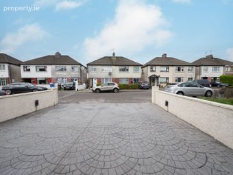 87 Donscourt, Bishopstown, Wilton, Co. Cork - Image 4