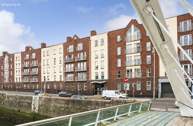 Apartment 183, Clifden Court, Arbour Hill, Dublin 7 - Click to view photos