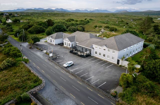Carna Bay Hotel, Carna, Co. Galway - Click to view photos