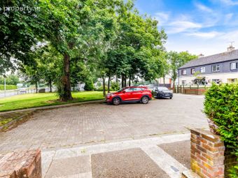 14 Aghameen Park, Muirhevnamore, Blackrock, Co. Louth - Image 4