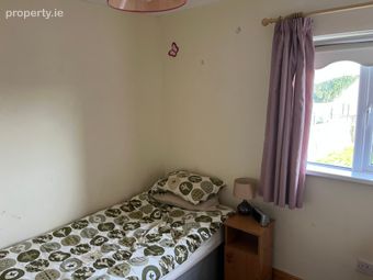 12 Canon Hayes Park, Tipperary, Co. Tipperary, Tipperary Town, Co. Tipperary - Image 4