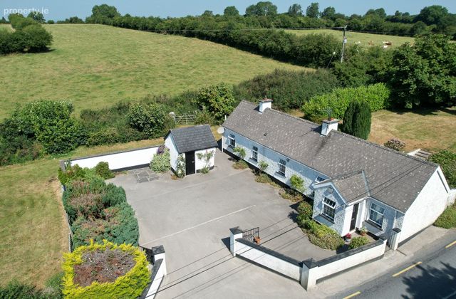 Castlemarket, Attanagh, Co.kilkenny, Ballinakill, Co. Kilkenny - Click to view photos