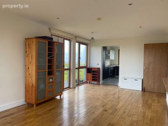 28 The Elm, Parkview, Stepaside, Co. Dublin, Stepaside, Dublin 18 - Image 3