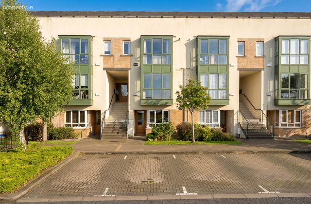 11 Stationcourt Park, Clonsilla, Dublin 15, Co. Dublin, Clonsilla, Dublin 15 - Click to view photos