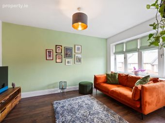 6 Belarmine Court, Stepaside, Dublin 18 - Image 4