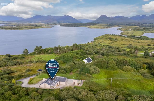 Cloonderowen, Moyard, Connemara, Co.galway, Moyard, Co. Galway - Click to view photos