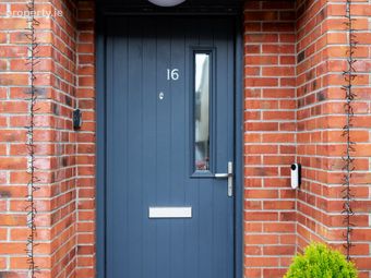 16 Gandon Green, Lucan, Co. Dublin, Lucan, Co. Dublin - Image 2