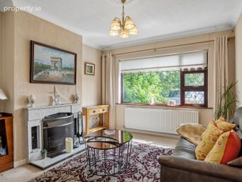 3 Castle Court, Whitehall Road, Churchtown, Dublin 14 - Image 2