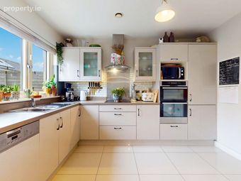 24 The Way, Hansfield Woods, Clonsilla, Dublin 15 - Image 3