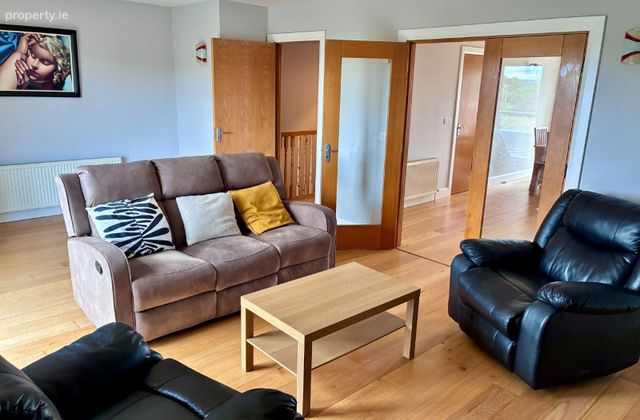 Apartment 8, Block B, Hawthorn Crescent, Drishoge, Carrick-on-Shannon, Co. Roscommon - Click to view photos