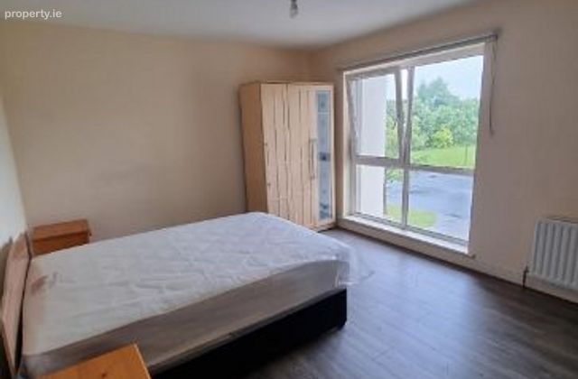 Caislean Thorlaigh, 1 Caislean Thorlaigh, Doughiska, Co. Galway - Click to view photos