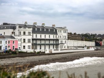 Landmark Restaurant/bar/cafe, Fontenoy Place, Strand Road, Bray, Co. Wicklow - Image 2