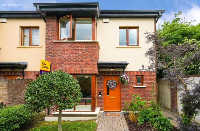 14 Blackthorn Hill View, Rathcoole, Co. Dublin, Rathcoole, Co. Dublin - Click to view photos