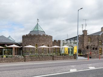The Auld Triangle, Macroom, Co. Cork