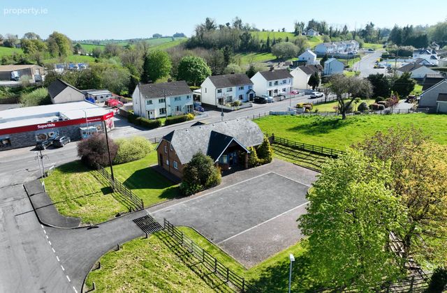 5 Clones Road, Newtownbutler, Enniskillen, Co. Fermanagh, Clones, Co. Monaghan - Click to view photos