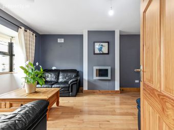 13 Crossneen Manor, Leighlin Road, Carlow, Graiguecullen, Co. Laois - Image 3