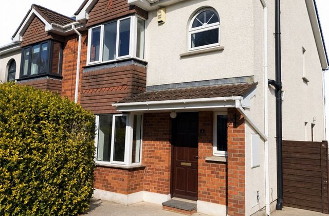 3 The Lawns, College Wood Park, Clane, Clane, Co. Kildare - Click to view photos