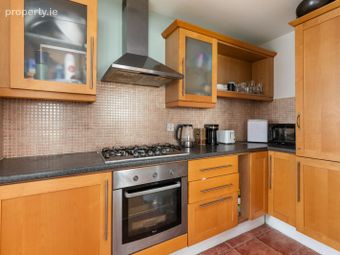 Apartment 17, Temple Gardens, Dublin 9 - Image 5