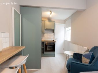 Apartment 4 , 35 Synge Street, Portobello, Dublin 8 - Image 2