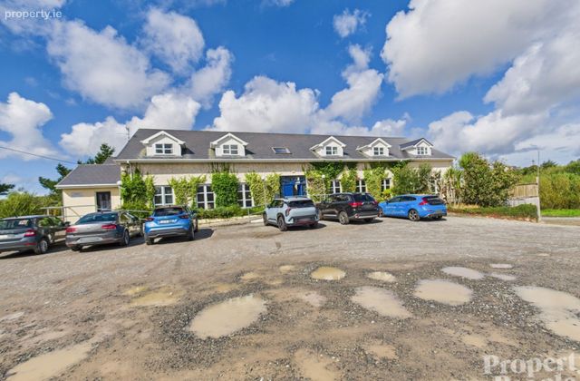 Bunbeg Lodge, Magheraclogher, Bunbeg, Bunbeg, Co. Donegal - Click to view photos