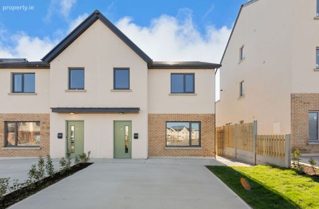 3 Bed Semi-d, Athy, Co. Kildare - Click to view photos