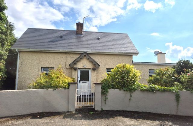 Thomastown, Killucan, Co. Westmeath - Click to view photos