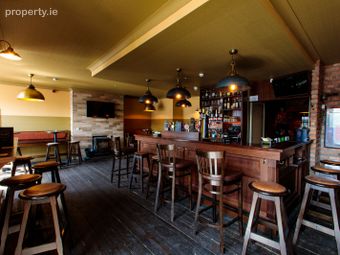 Wolf Tone Square, Tubbercurry, Co. Sligo, Ballymote, Co. Sligo - Image 3