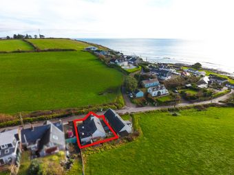 Inisfree, Fennell's Bay, Ballinluska, Co. Cork - Image 2