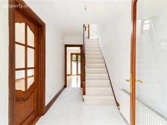 8 Bayview Glen, Killiney, Co. Dublin, Killiney, Co. Dublin - Image 2