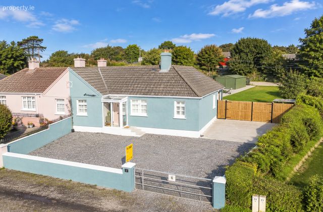 1 Gneevebane, Tyrrellspass, Mullingar, Co. Westmeath, Tyrrellspass, Co. Westmeath - Click to view photos