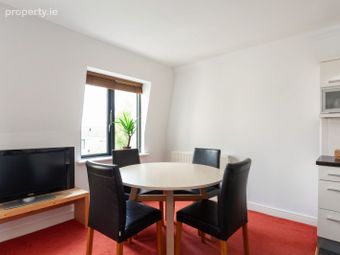 18 Parker House, Myrtle Court, Baldoyle, Dublin 13 - Image 5
