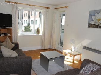 Apartment, Adelaide Square, Whitefriar Street, Dublin 2