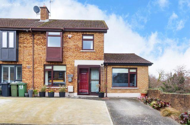 45 Wheatfield, Bray, Co. Wicklow - Click to view photos