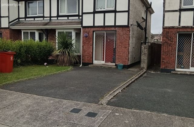 63 Sl&iacute; Na Sruth&aacute;n, Clybaun Road, Knocknacarra, Galway, Clybaun, Co. Galway - Click to view photos