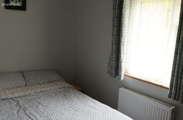 Clog Na Leinn, Collinstown, Co. Westmeath - Click to view photos