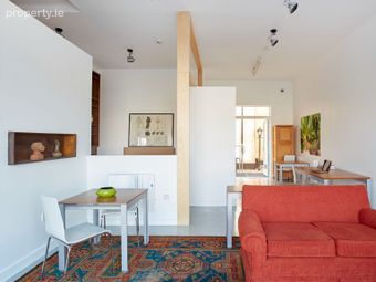 Unit 2, Isoldes Towers, Temple Bar, Dublin 8 - Image 2