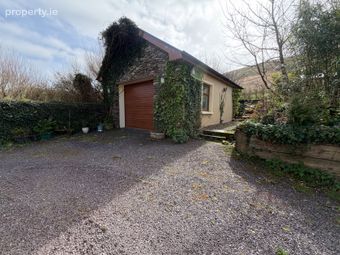 Lateeve Beg, Ballyferriter, Ballineanig, Co. Kerry - Image 3