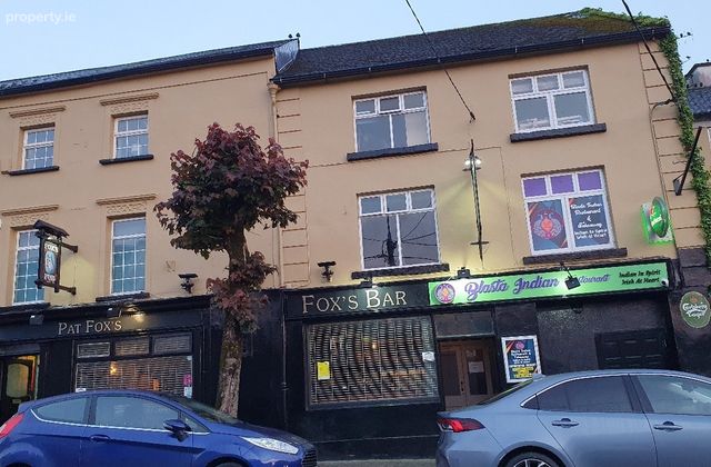 Main Street, Cashel, Co. Tipperary - Click to view photos