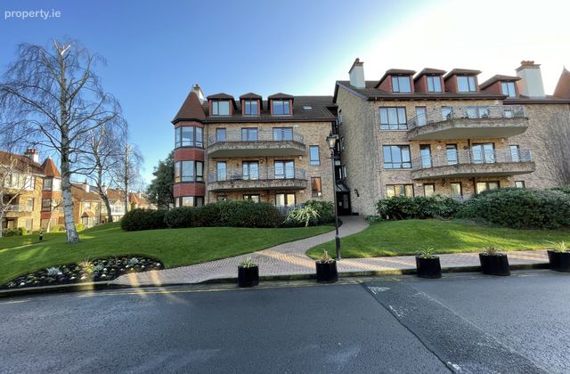 Apartment 111, Shrewsbury Park, Ballsbridge, Dublin 4 - Click to view photos