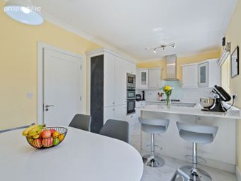 37 Daffodil Way, Forest Hill, Carrigaline, Co. Cork - Image 5