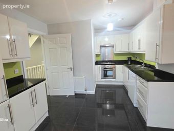 18 Marine Gates, Carrignafoy, Cobh, Co. Cork - Image 2