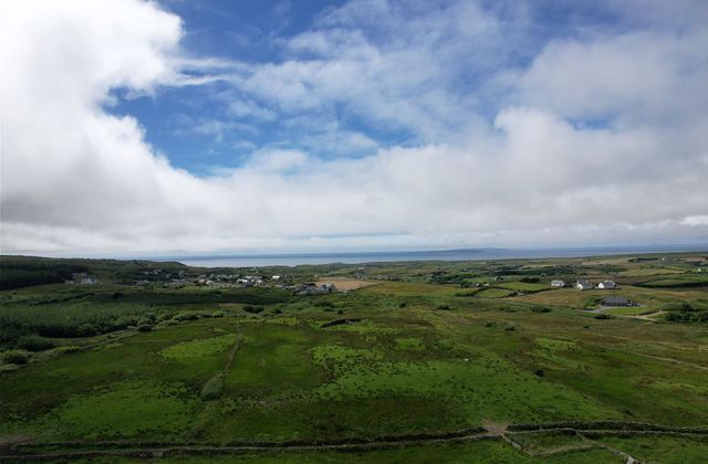Carnane, Doolin, Co. Clare - Click to view photos