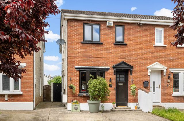 73 The Woodlands, Castletown, Celbridge, Co. Kildare, Celbridge, Co. Kildare - Click to view photos