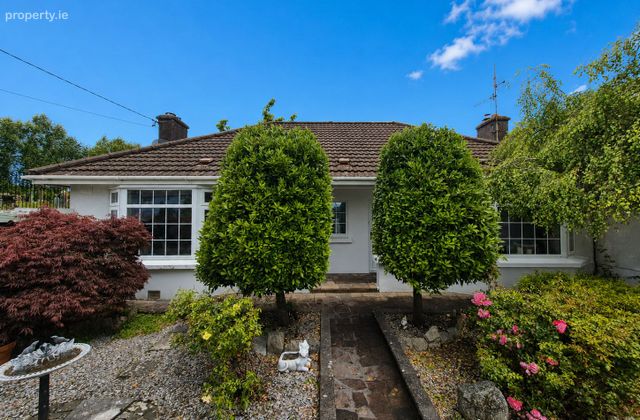 Shannon Lee, Tory Top Road, Turners Cross, Co. Cork - Click to view photos